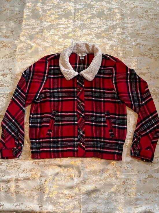 Christopher & Banks Jackets & Blazers - Christopher & Banks Fleece Jacket Womans Small Red Black Plaid Faux Fur Collar